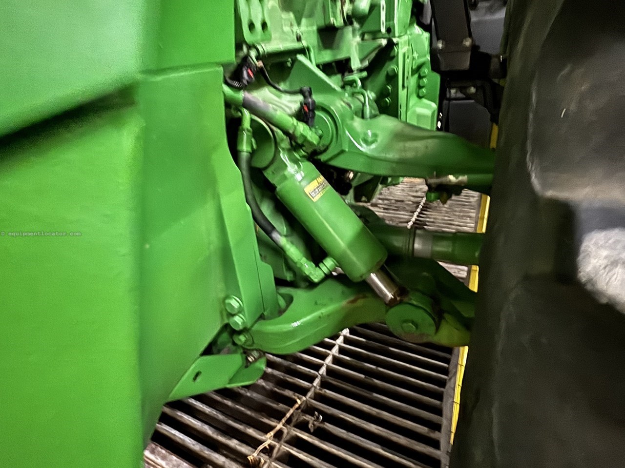 2014 John Deere 8345R Image 10