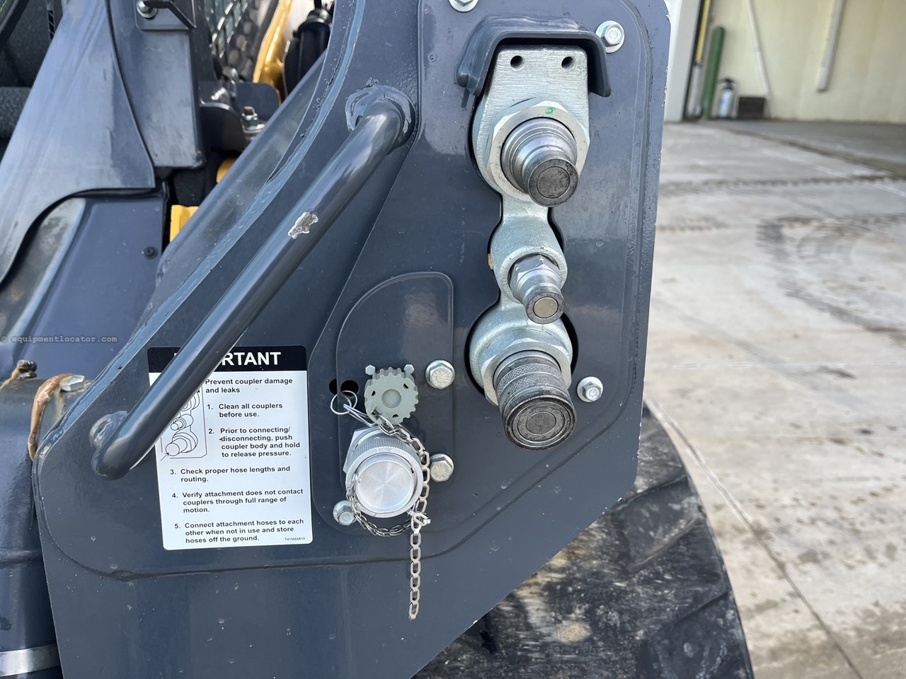 2023 John Deere 330G Image 17