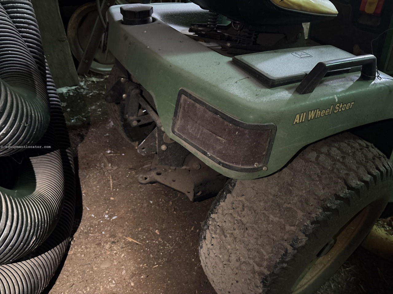 1993 John Deere 425 Image 10