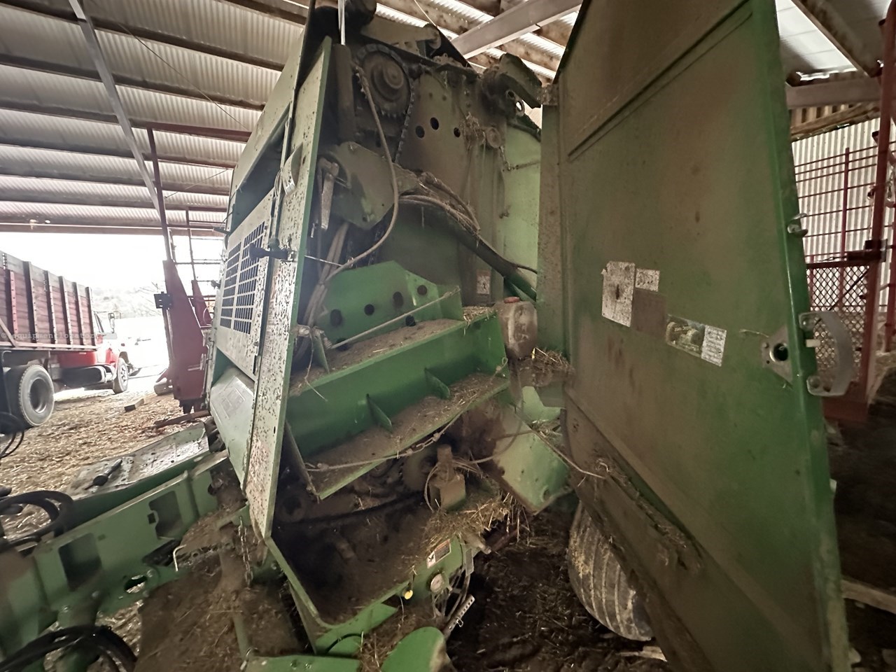 2013 John Deere 854 Silage Special Image 10