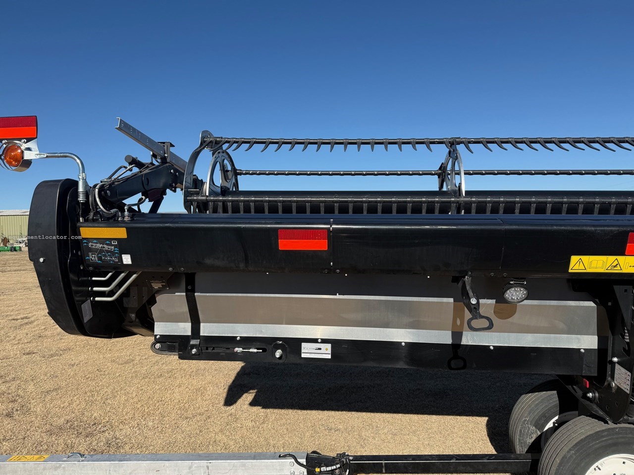 2024 MacDon FD240 Image 19