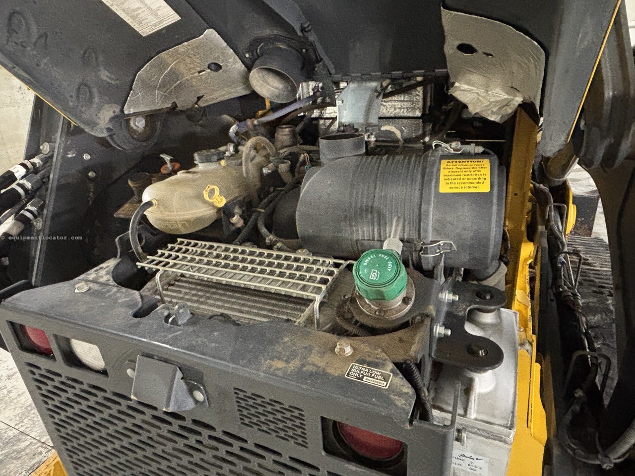 2018 John Deere 333G Image 10