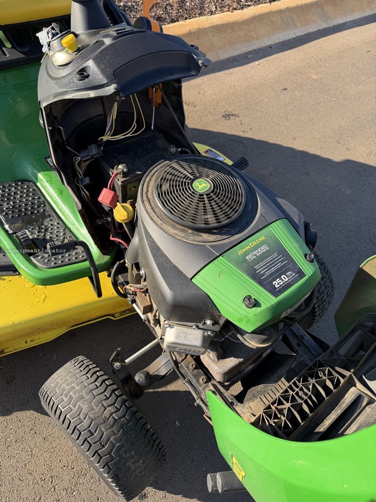 2016 John Deere D170 Image 10