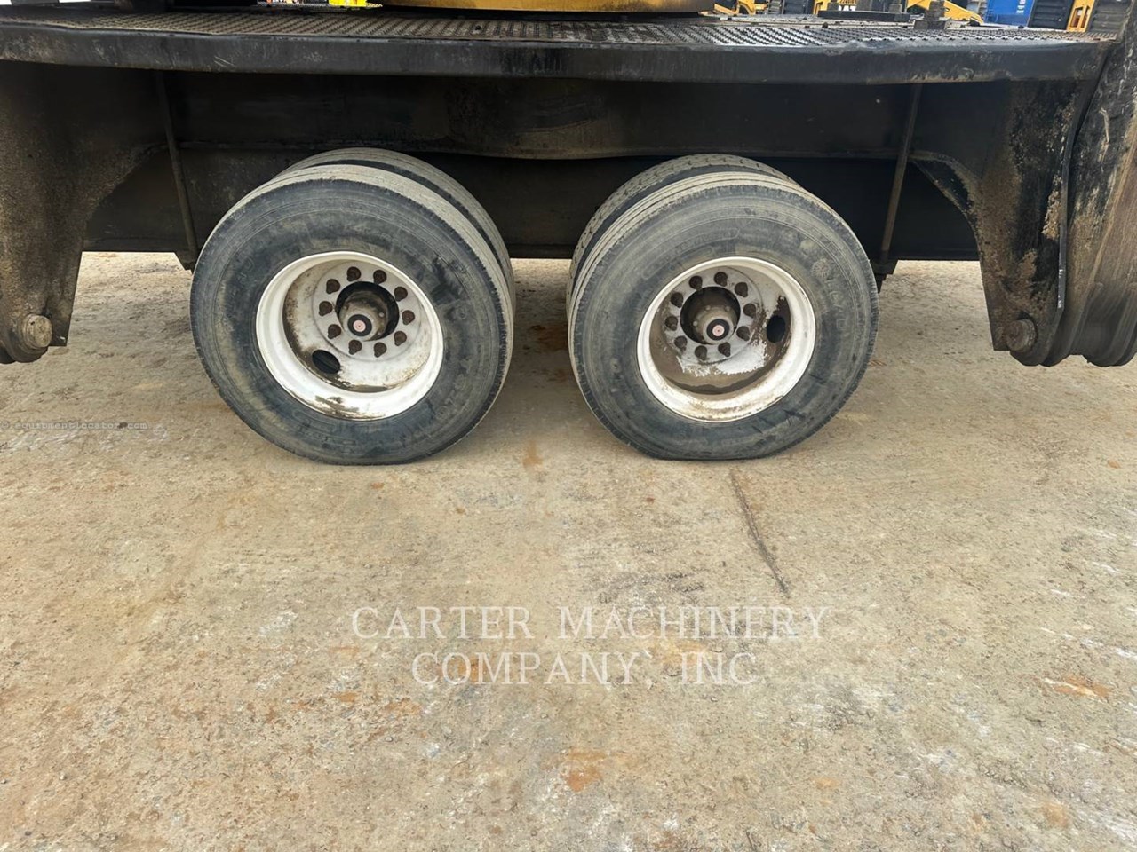 2014 Caterpillar 559C Image 10