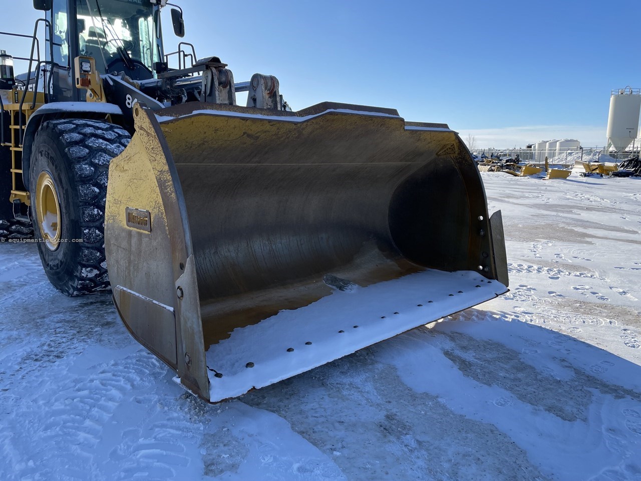 2018 John Deere 844K-III Image 10