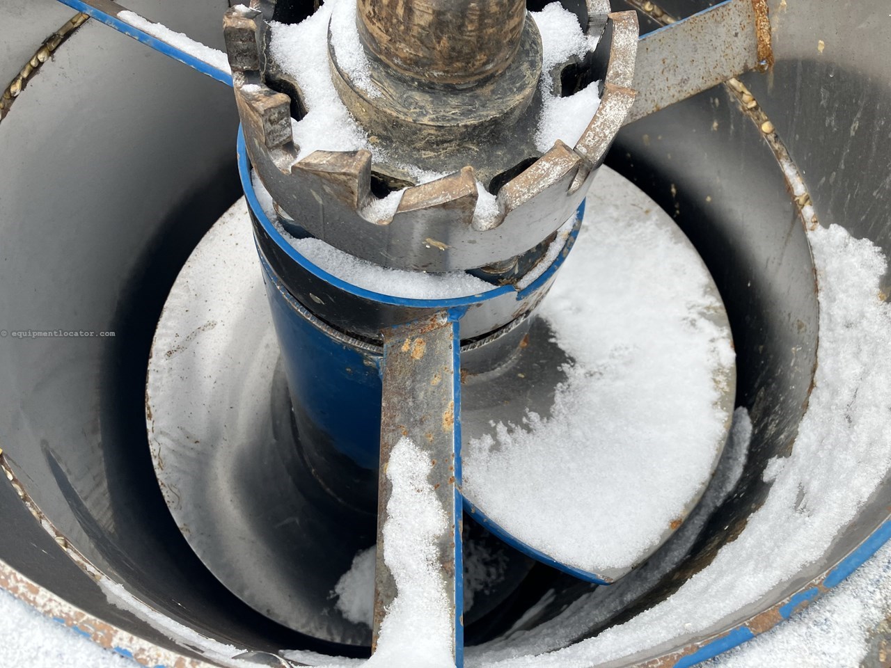 2010 Kinze 1050 Image 10