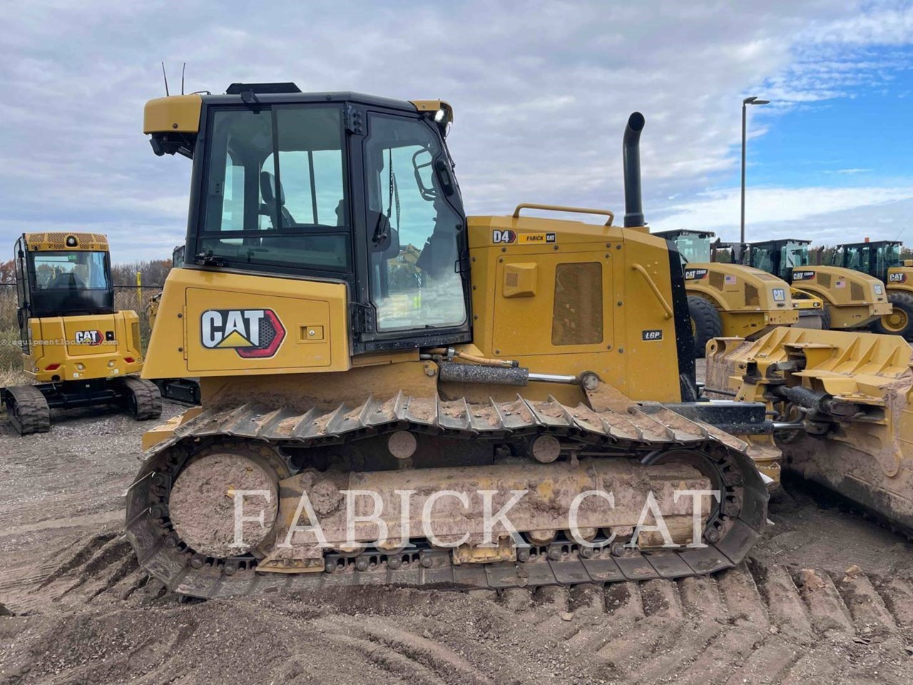 2021 Caterpillar D4-15LV* Image 16