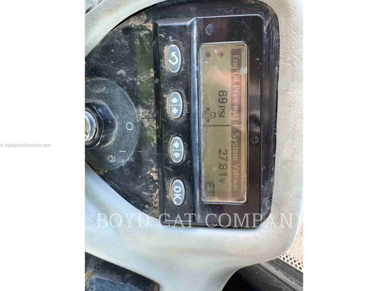 2015 Caterpillar 953D Image 10