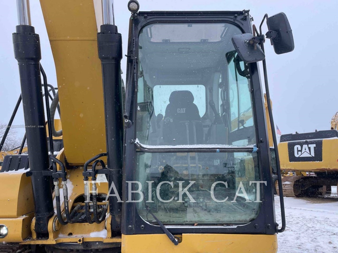 2019 Caterpillar 323-07HT Image 10