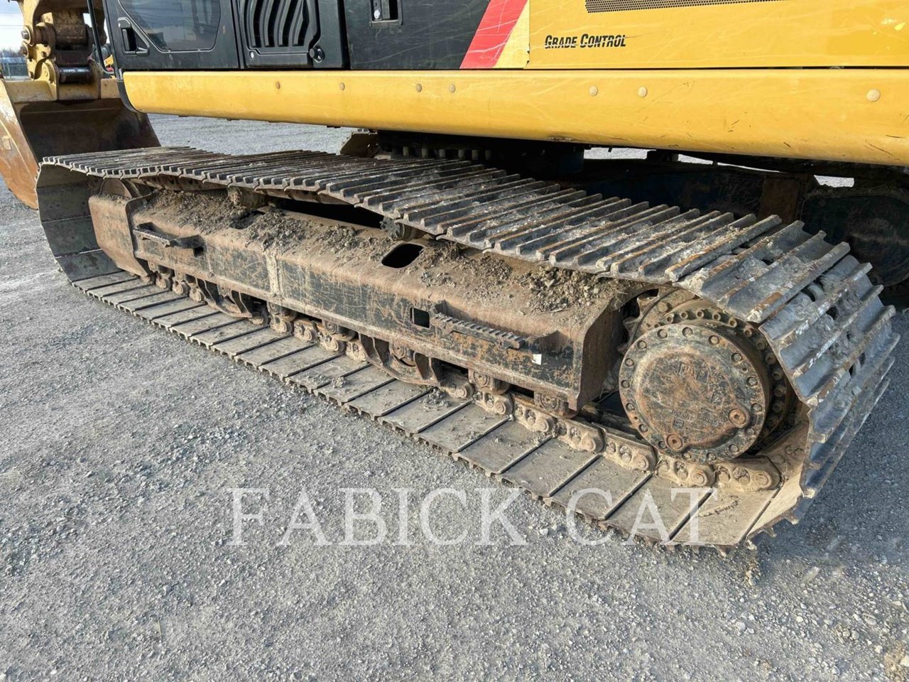 2015 Caterpillar 323F HT Image 19