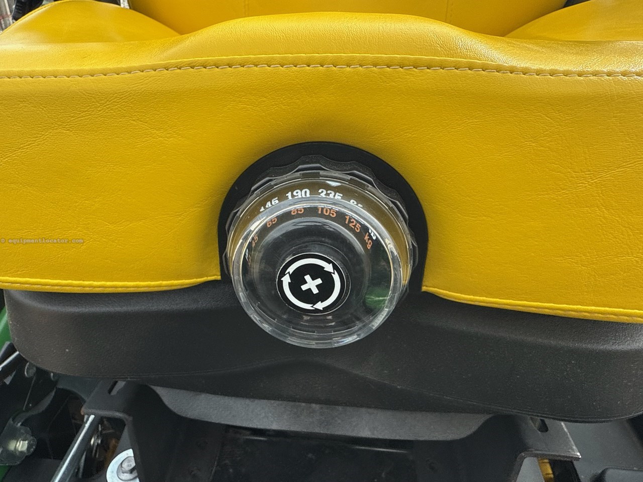 2024 John Deere 1025R Image 10