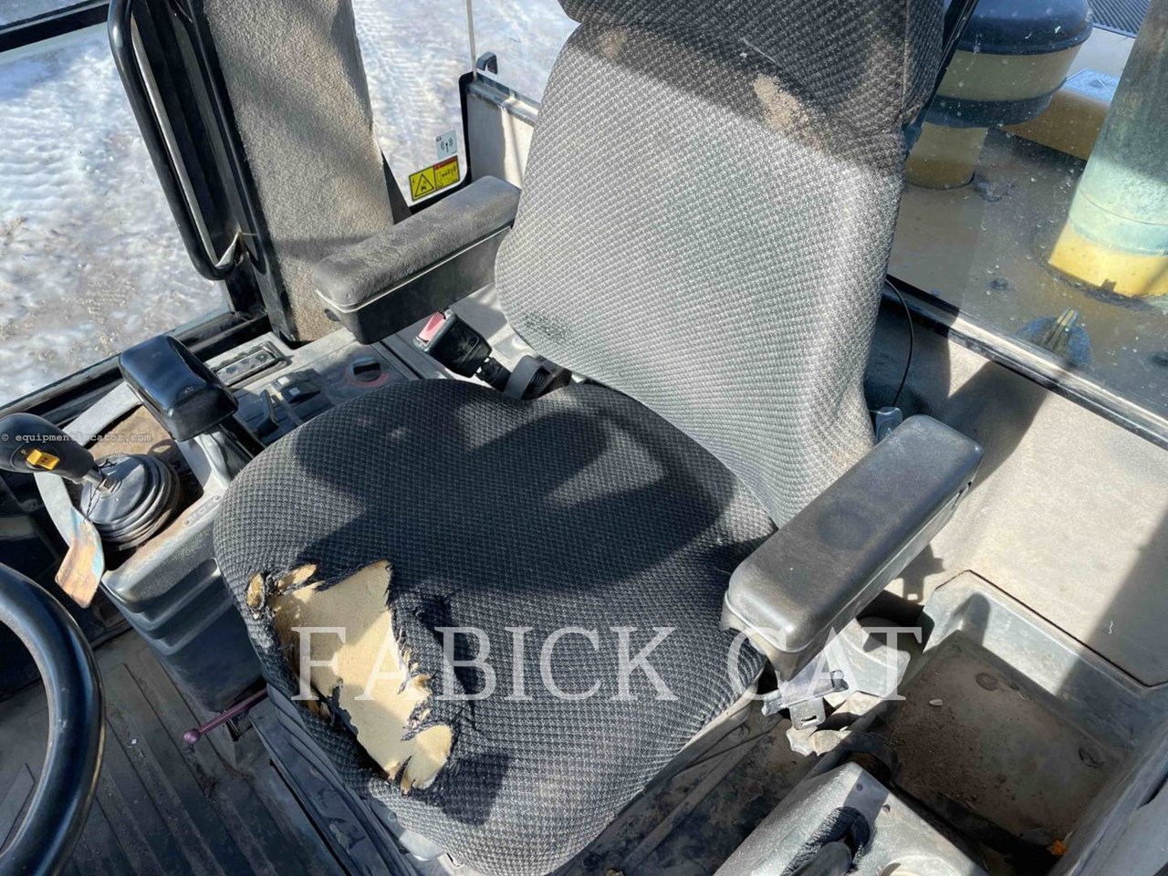 2005 Caterpillar 938GII Image 10