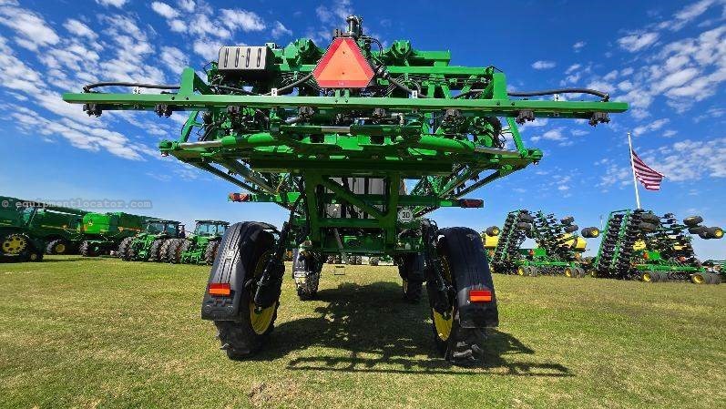 2022 John Deere 408R Image 10