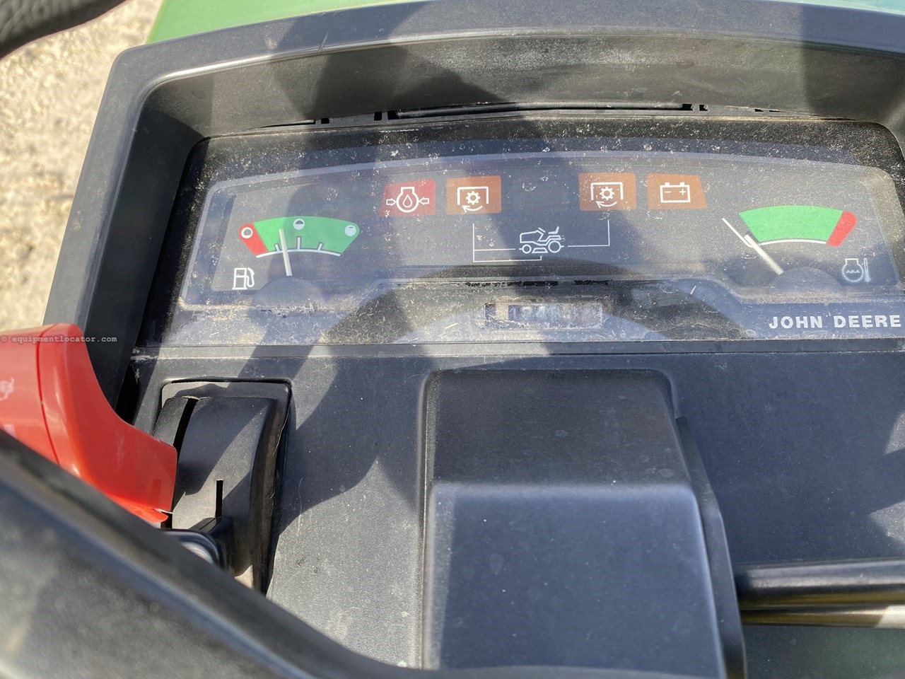 1999 John Deere 425 Image 10