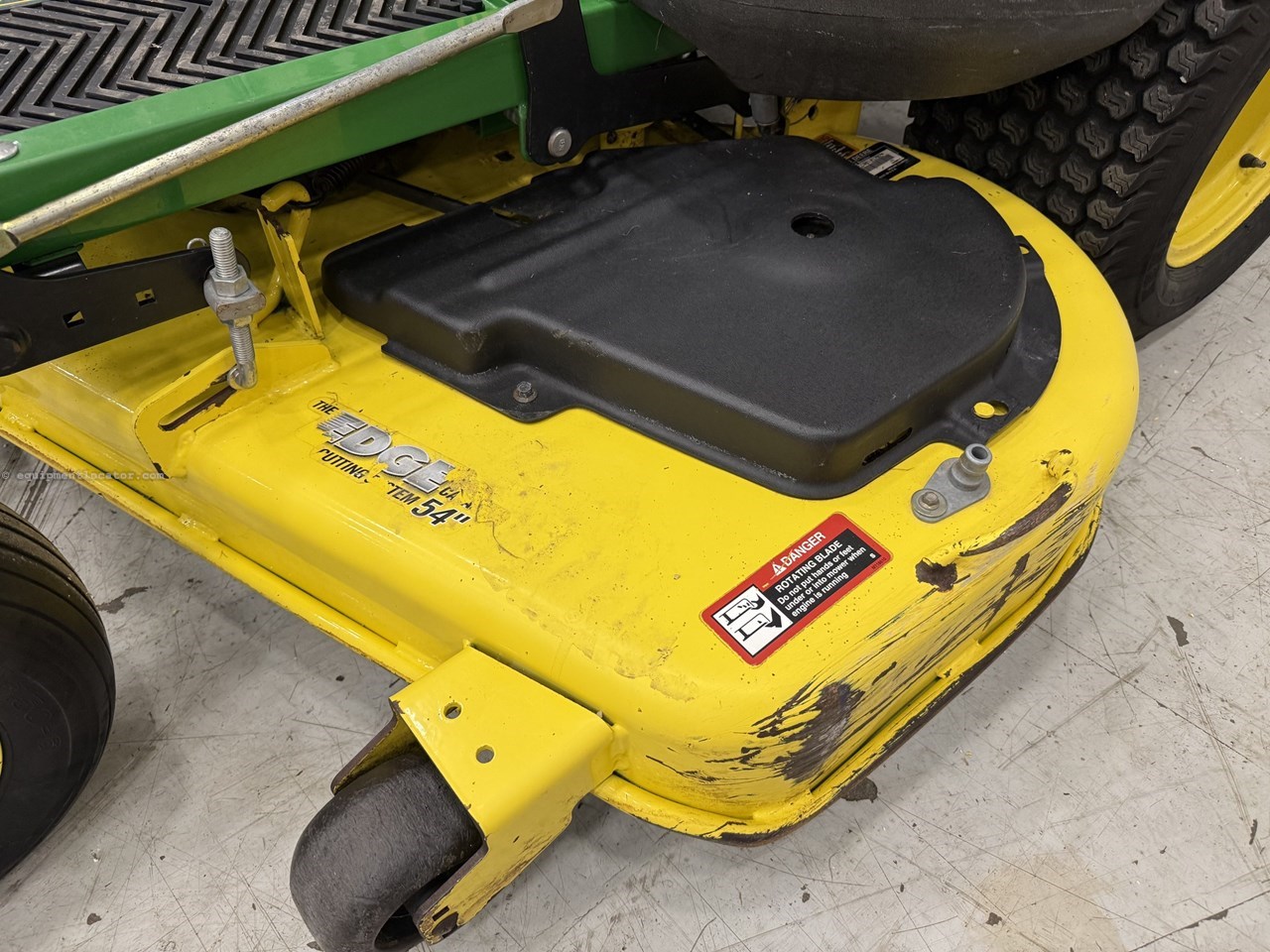 2011 John Deere Z655 Image 10