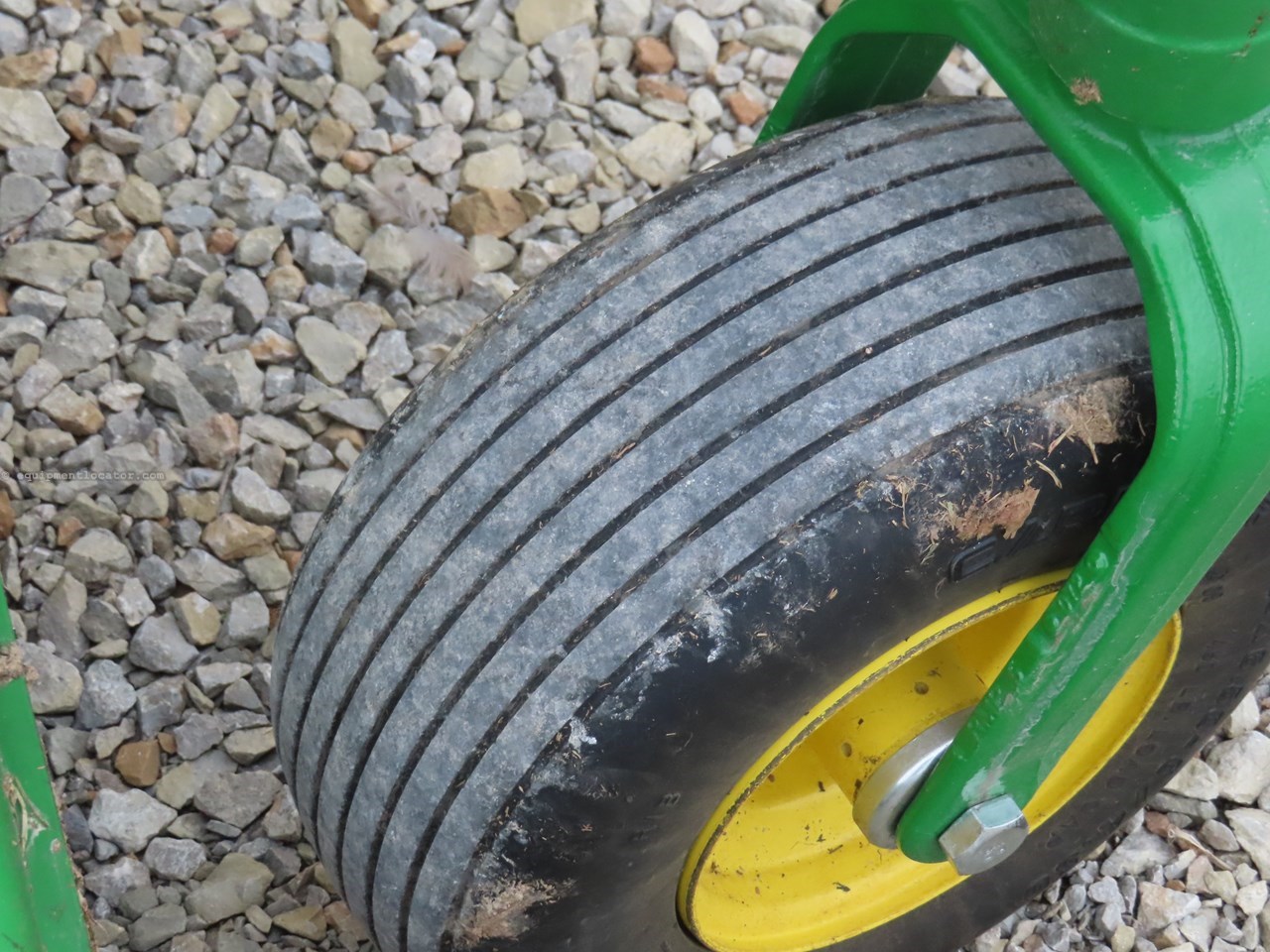 2025 John Deere Z985R Image 10