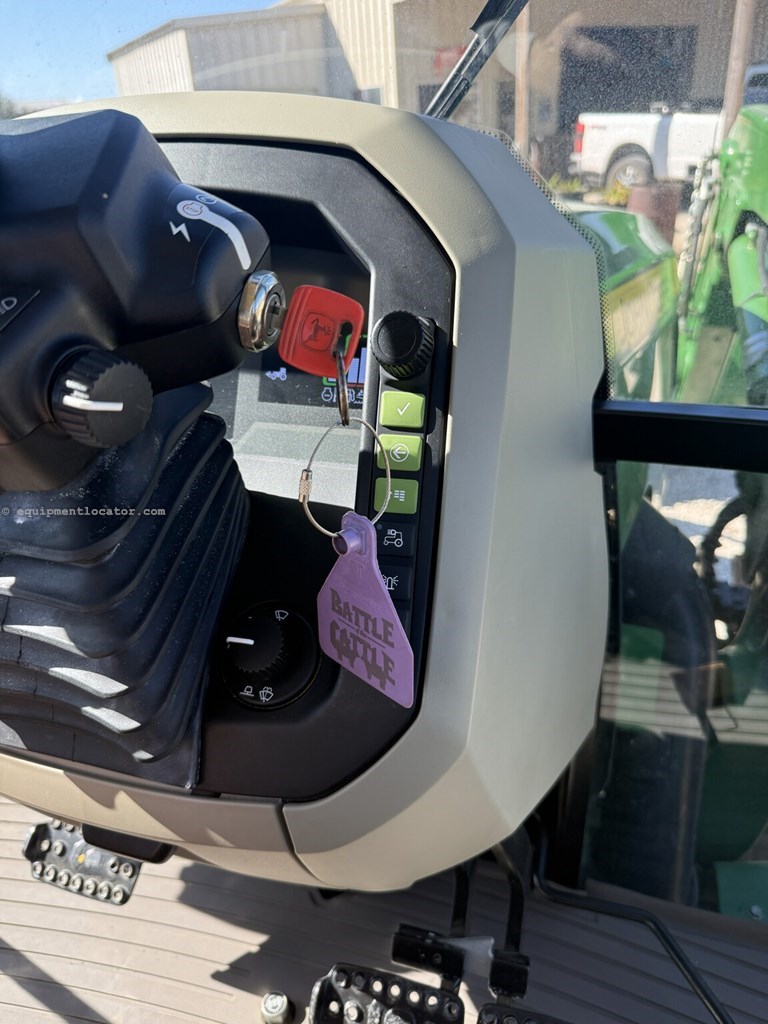 2023 John Deere 5115M Image 10