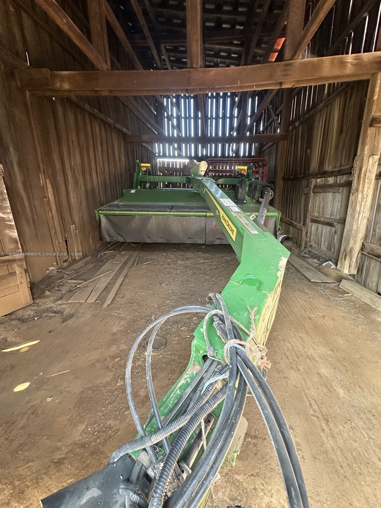 2022 John Deere S300 Image 2