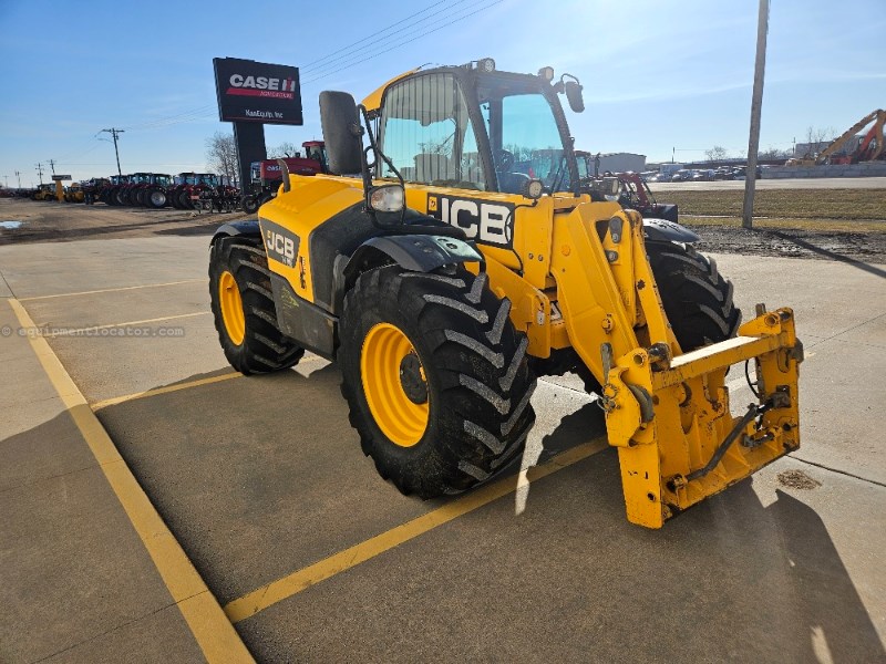 2014 JCB 541-70 Image 5