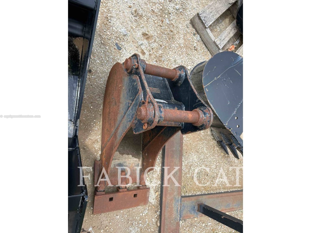 Caterpillar B305E-12 Image 10