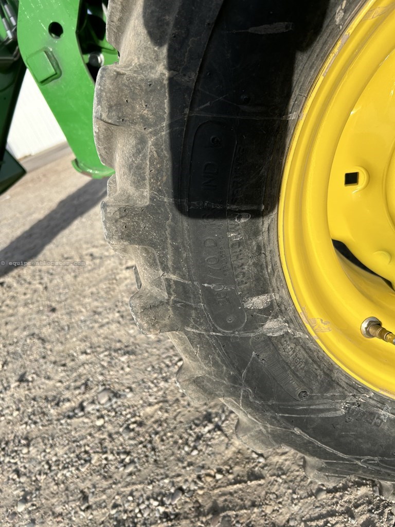 2020 John Deere 4066R Image 10
