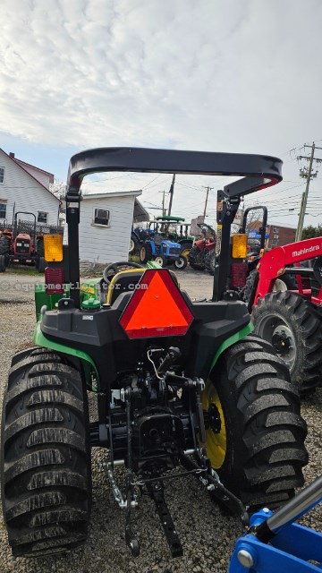 2023 John Deere 3038E  R4L Image 4