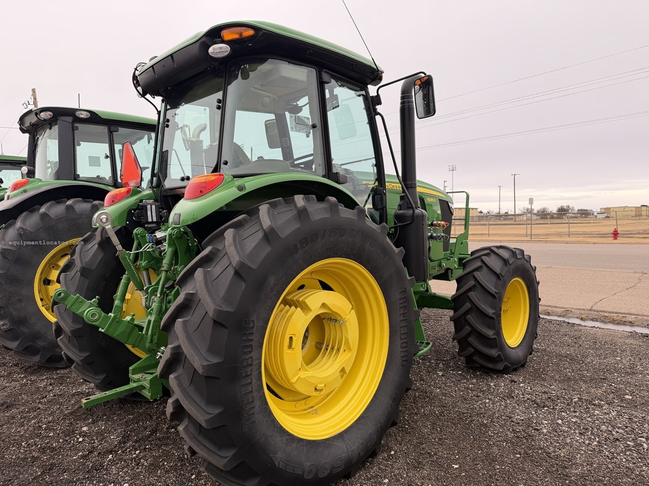 2024 John Deere 6135E Image 4