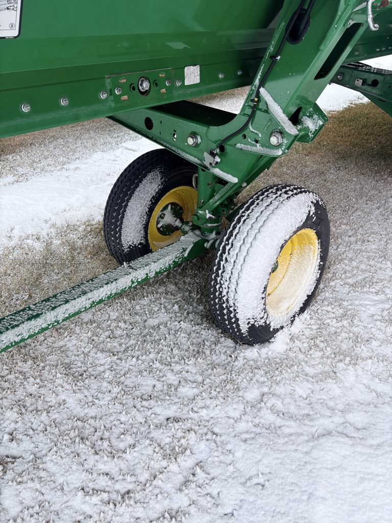 2019 John Deere 735D Image 10