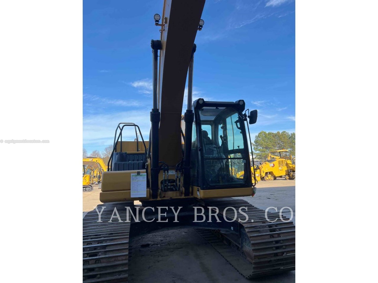 2023 Caterpillar 32007 Image 10