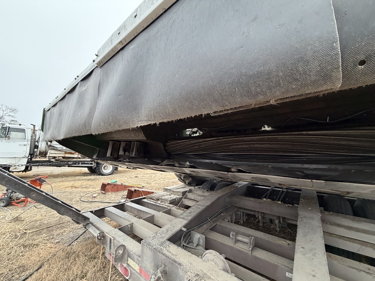 2023 John Deere W235 Image 10