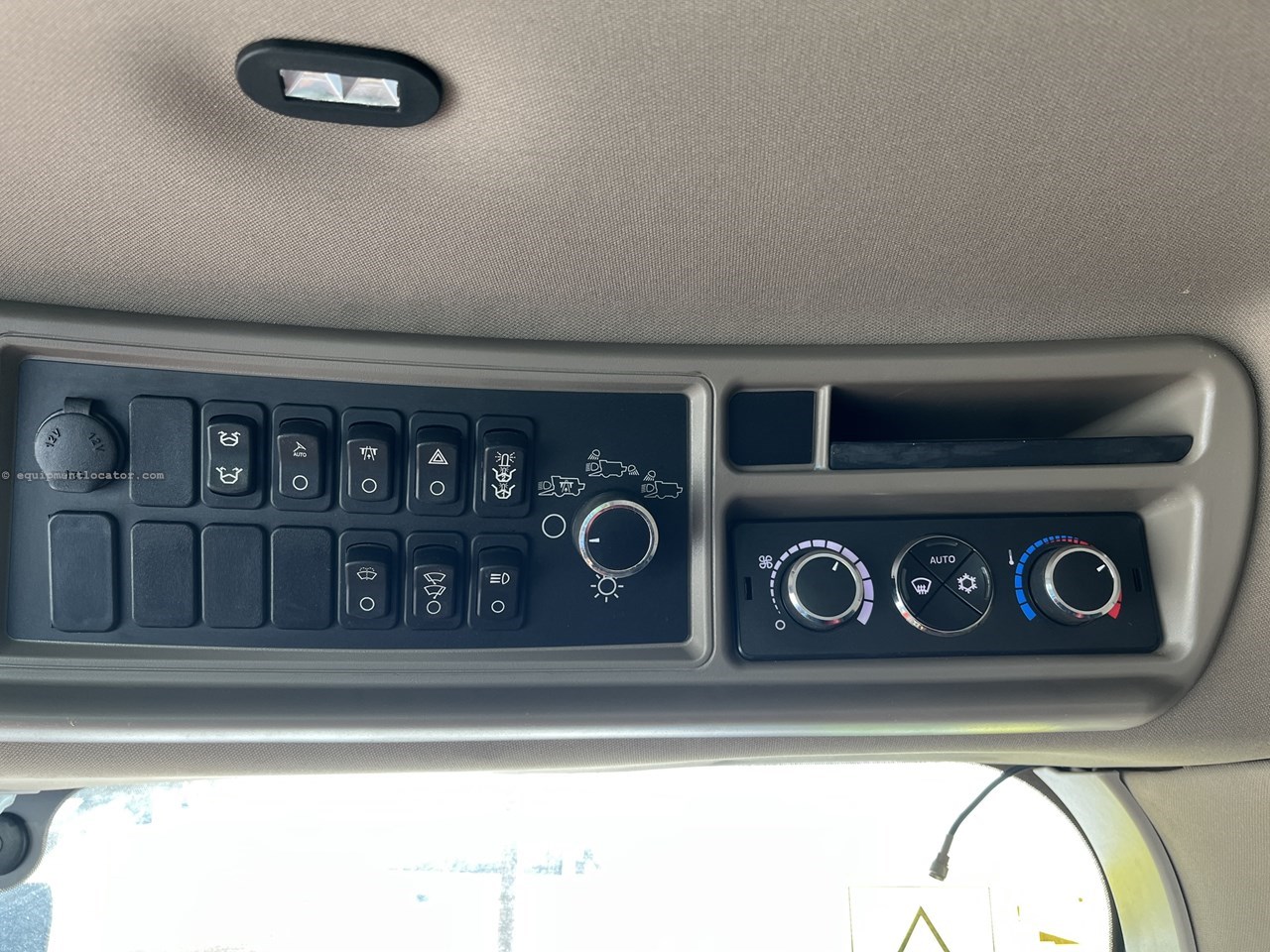 2019 Case IH 8250 Image 10