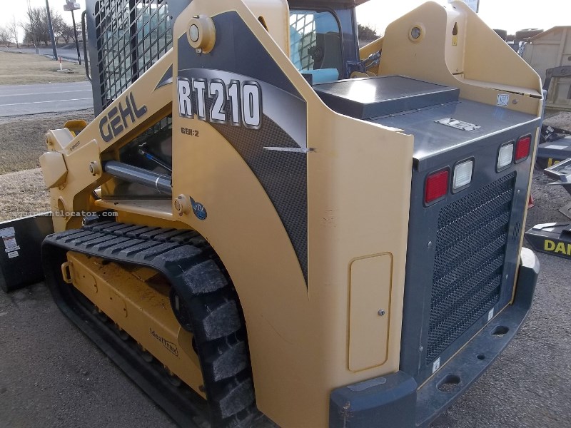 2015 Gehl RT210 Image 10