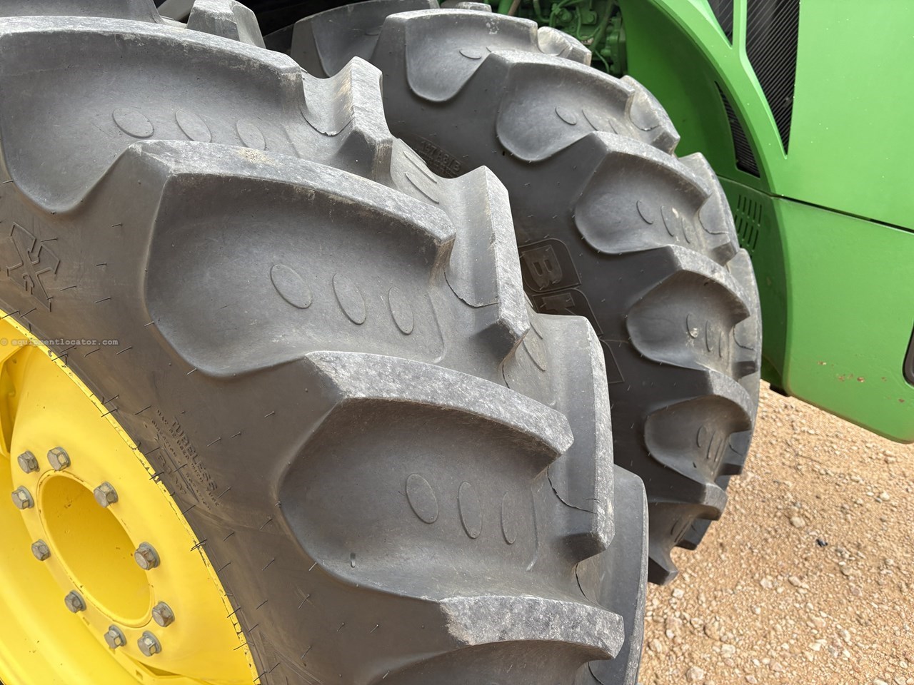 2017 John Deere 8370R Image 10