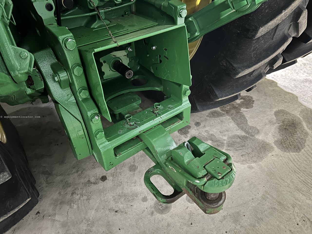 2017 John Deere 8295R Image 10