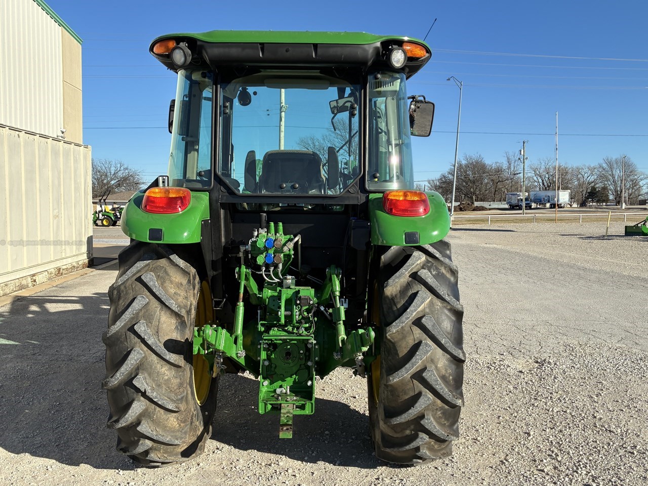 2023 John Deere 5100E Image 4