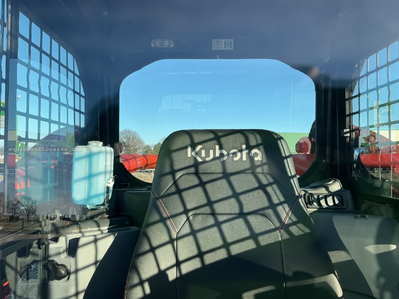 2025 Kubota SVL65-2SHWCC Image 10