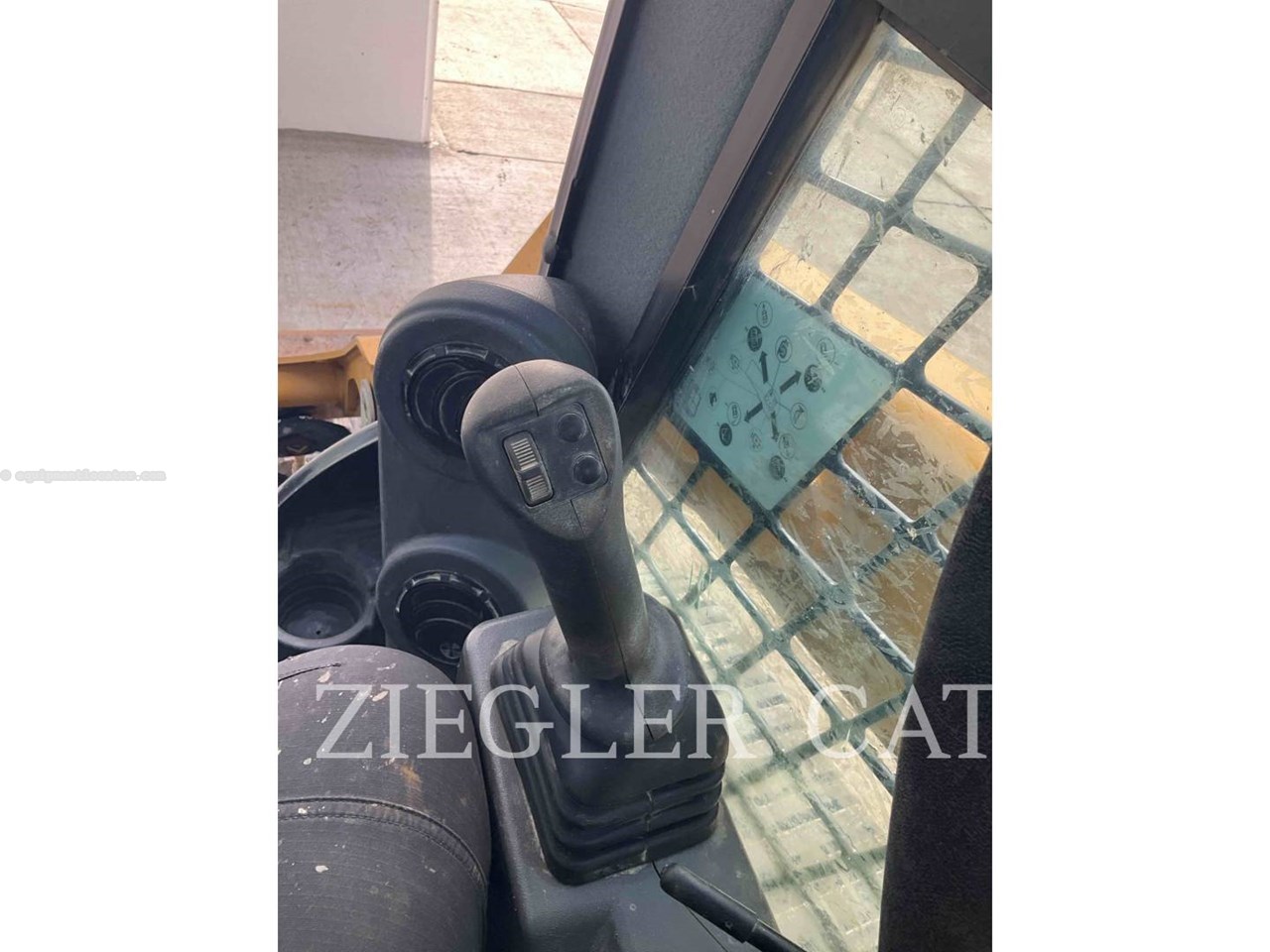 2023 Caterpillar 259D3 Image 10