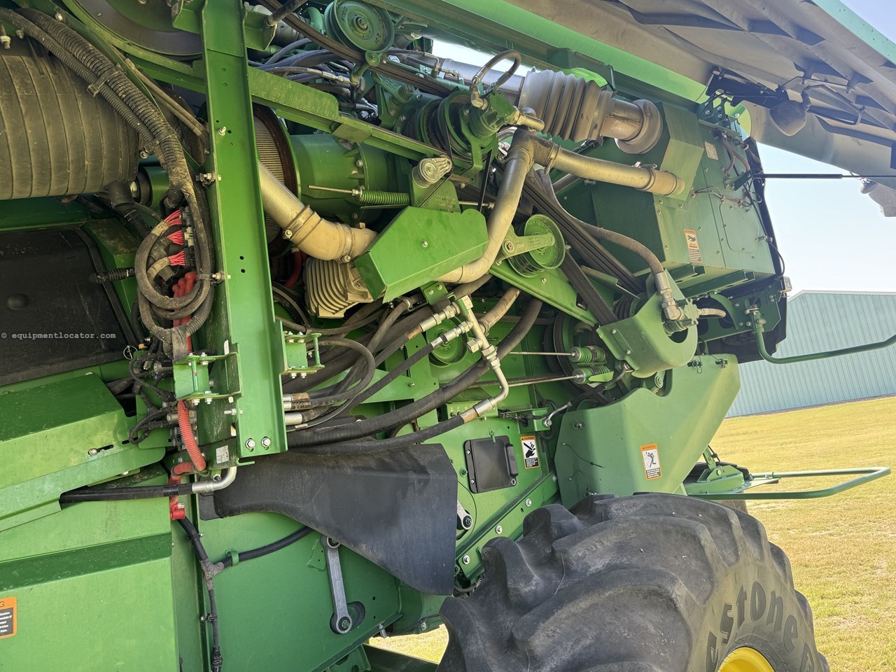 2017 John Deere S680 Image 10