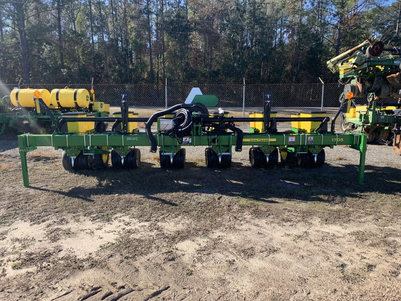 2025 John Deere 1705 Image 2