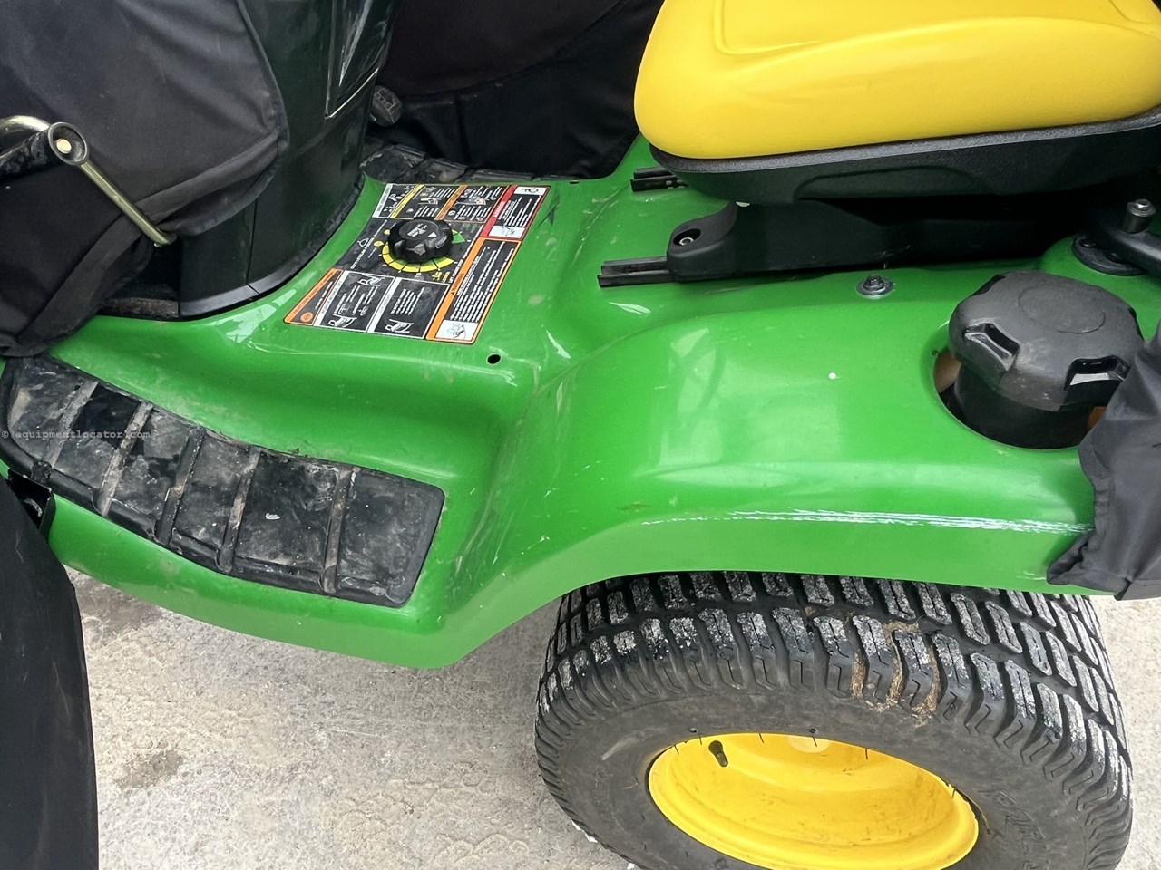 2015 John Deere X360 Image 10