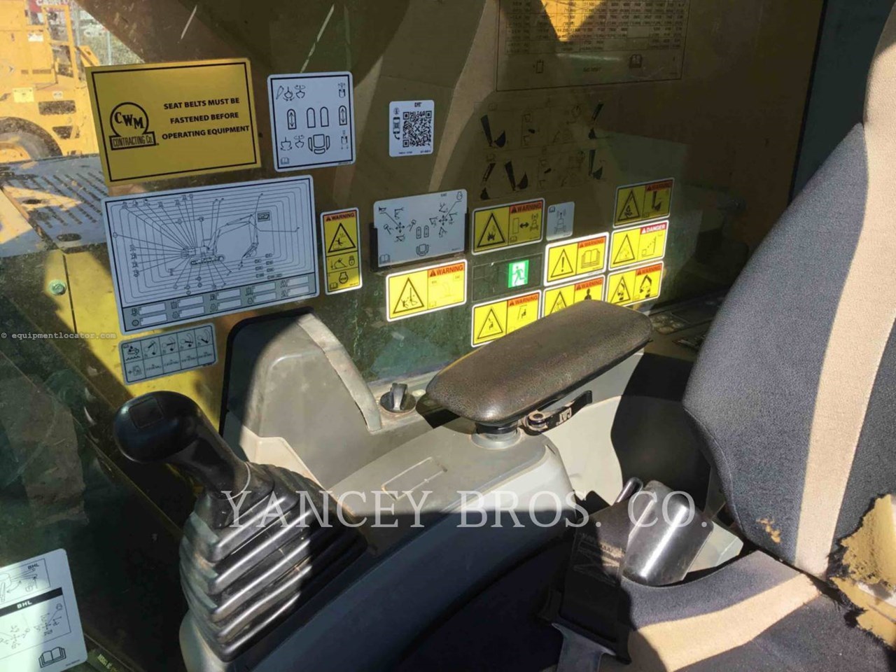 2019 Caterpillar 325FLCR Image 10