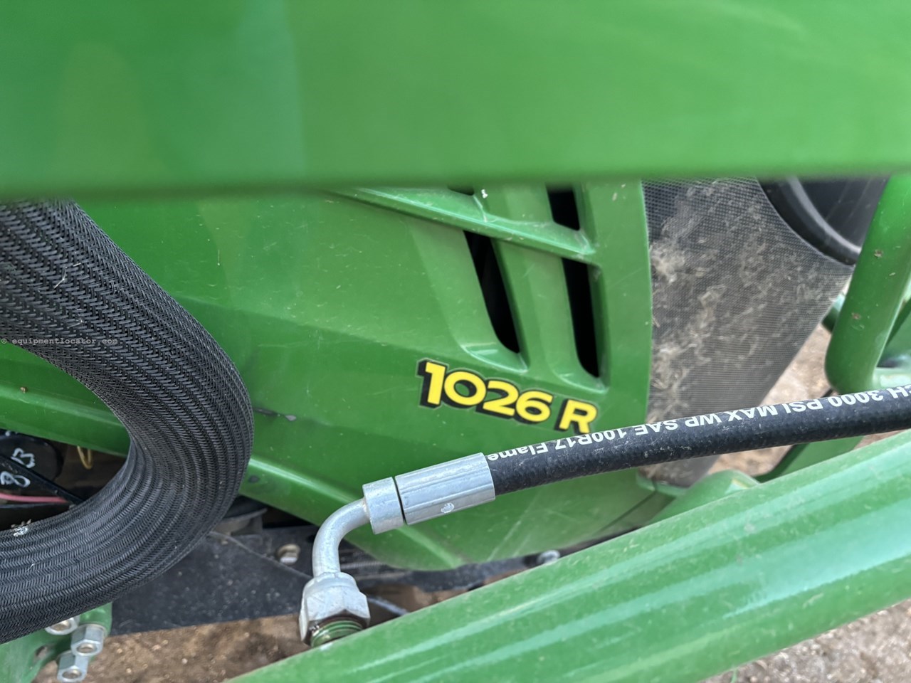 2012 John Deere 1026R Image 10