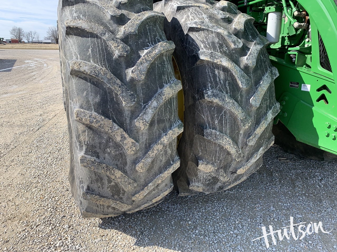 2017 John Deere 9420R Image 10