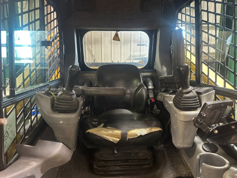 2020 Gehl RT215 Image 10