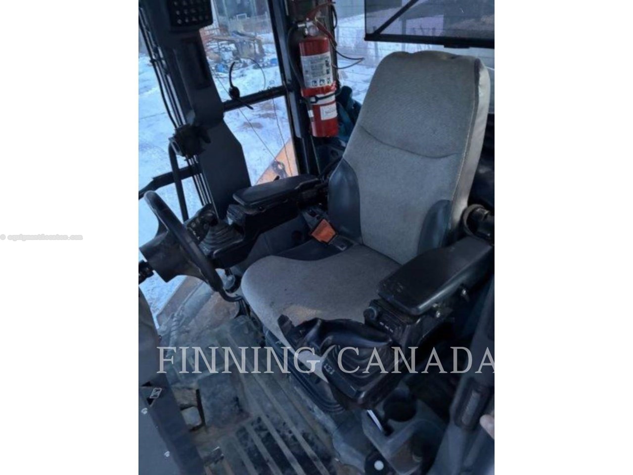 2018 John Deere 770GP Image 10