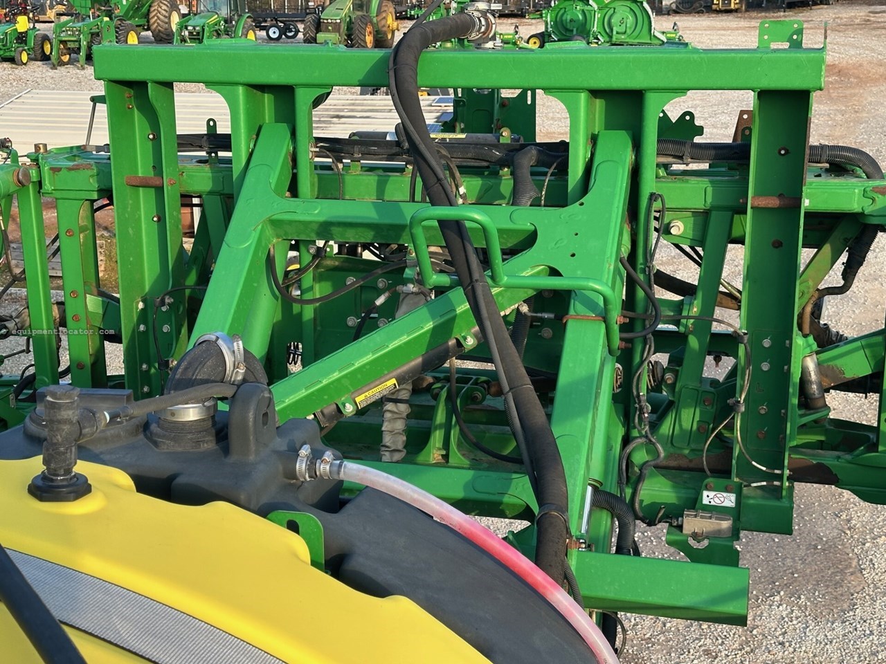 2016 John Deere R4030 Image 10