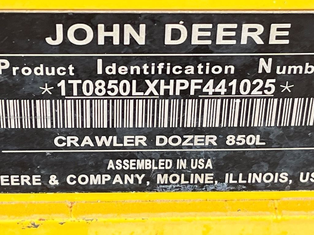 2023 John Deere 850L Image 10