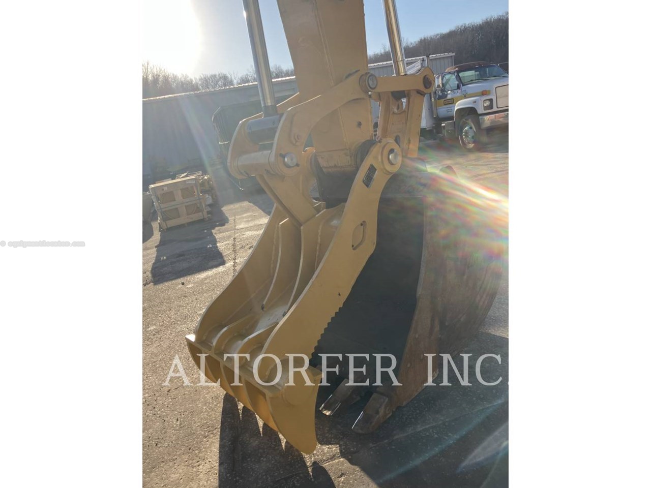 2021 Caterpillar 323 TH Image 10