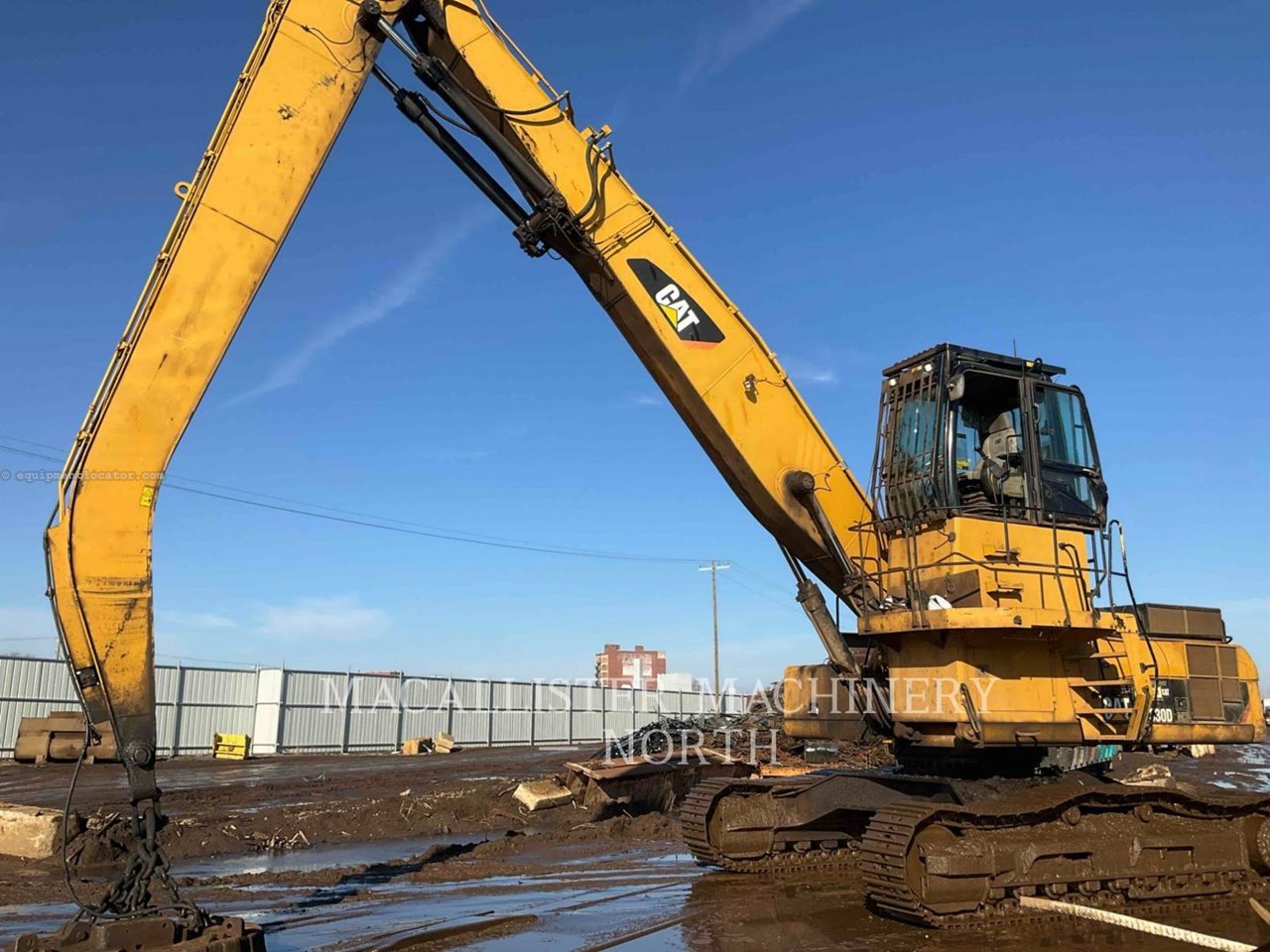 2013 Caterpillar 330D MH Image 10