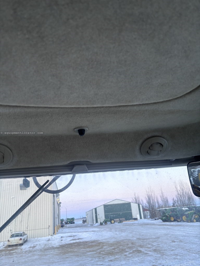 2021 John Deere 9620R Image 2